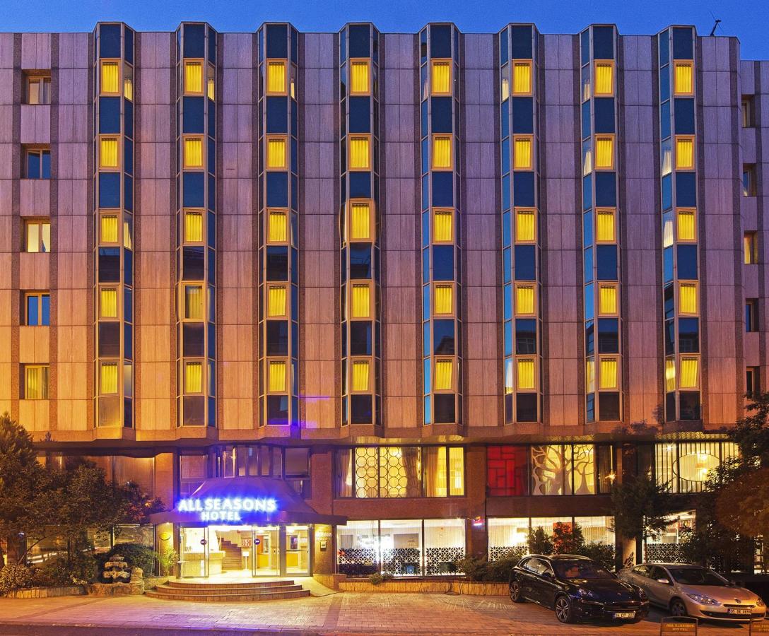 4 Star Hotel All Seasons 